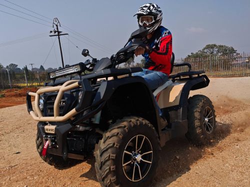 Hunter 570 Dirt Riding Fun